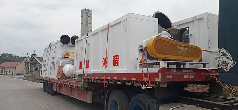 湖南某老板訂購時產(chǎn)十五噸氫氧化鈣生產(chǎn)線貨物到場剪影!