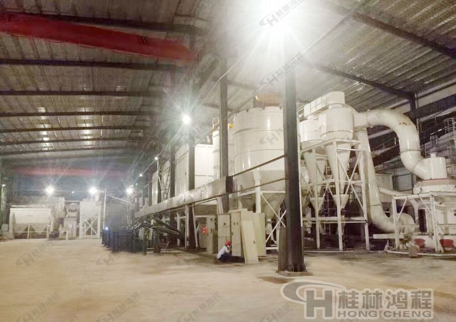 重晶石雷蒙磨粉機HC1700擺式磨粉機 重晶石雷蒙磨粉機HC1700擺式磨粉機