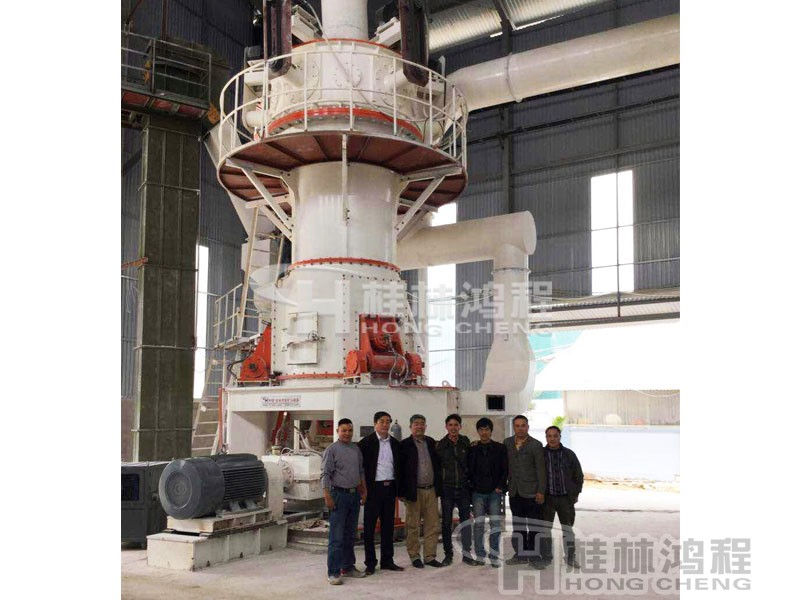 膨潤(rùn)土立式磨機(jī)設(shè)備:HLMX超細(xì)立磨機(jī) HLMX1100膨潤(rùn)土立式磨機(jī)設(shè)備:HLMX超細(xì)立磨機(jī)