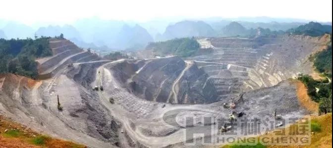 石英砂礦山 石英砂礦山