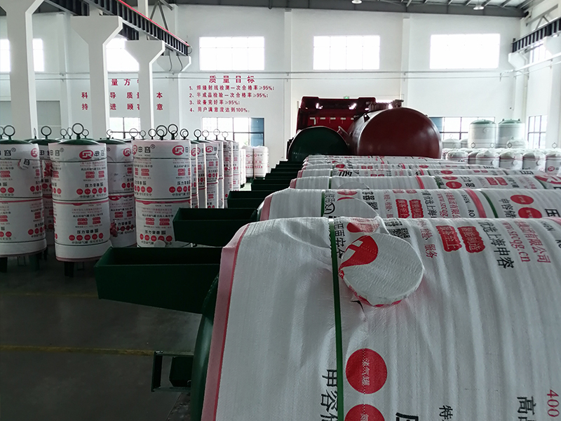 申容儲(chǔ)氣罐倉(cāng)庫(kù)一角 申容儲(chǔ)氣罐倉(cāng)庫(kù)一角